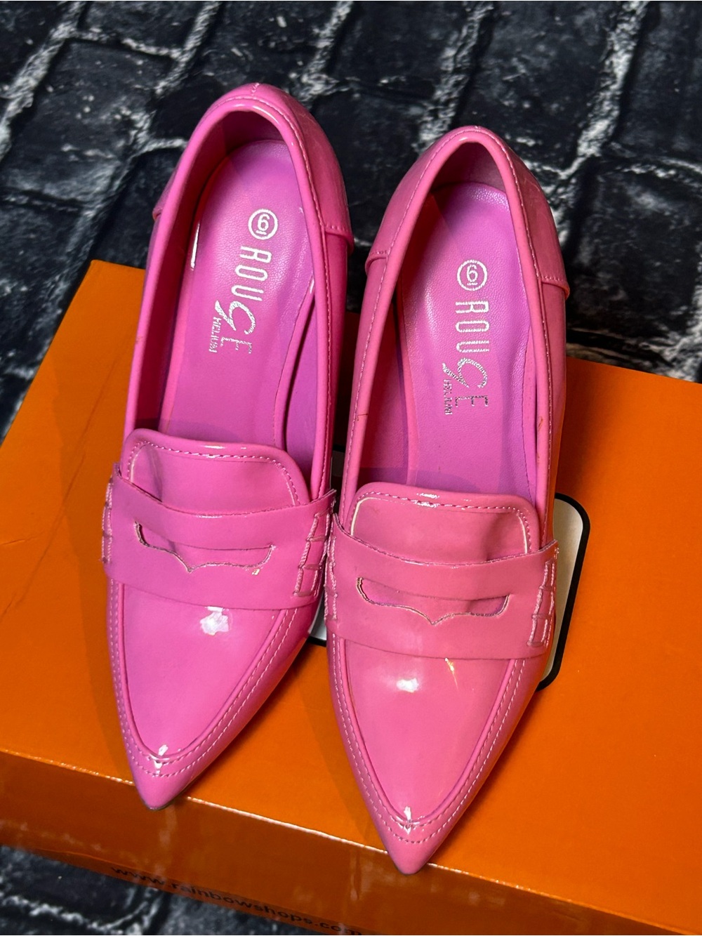 Rouge Helium Hot Pink Patent Pointed-Toe Loafers